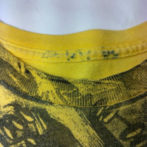 MMA Elite T Shirt Men Medium Ywllow Black Skull Fighting Mixed Martial Arts READ - Picture 8 of 11